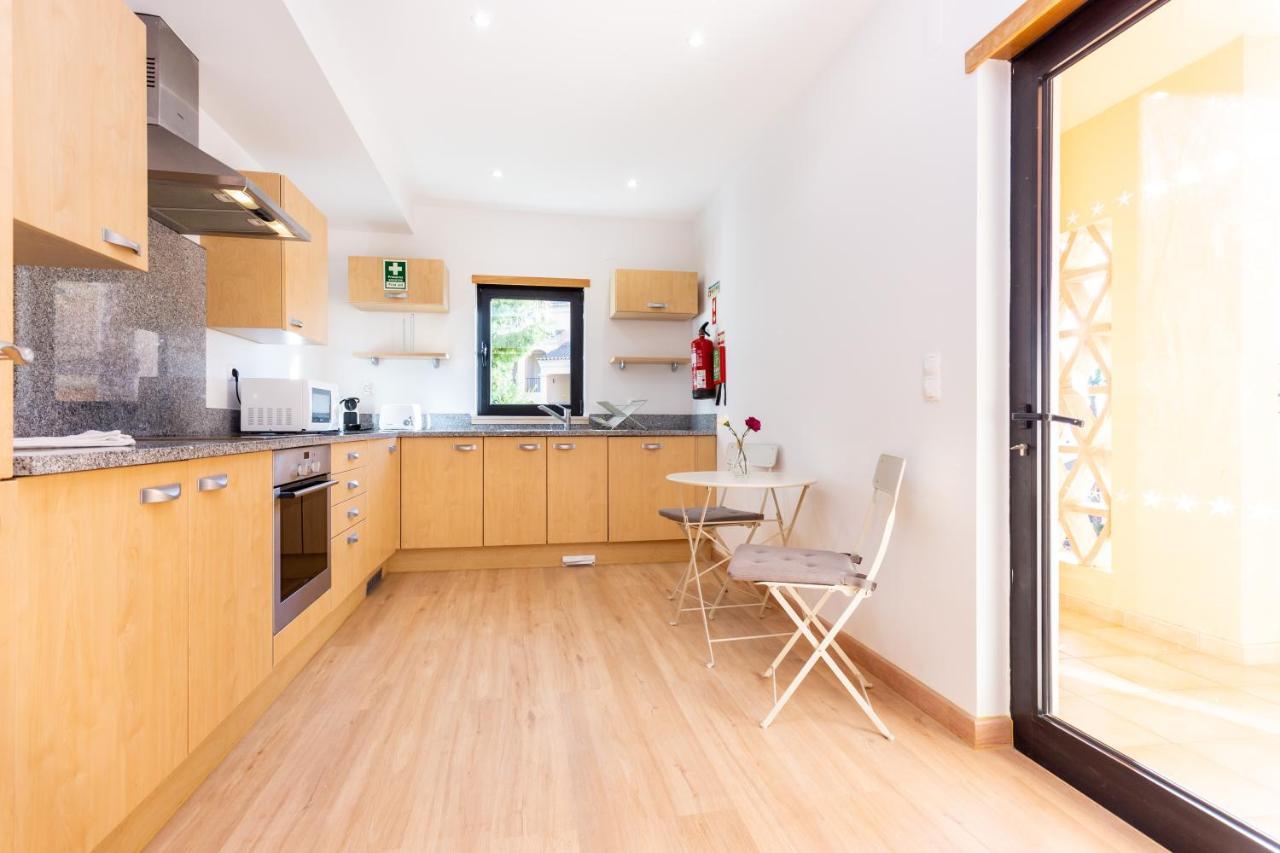 Seaview Apartment - Estrela Da Luz**** Bagian luar foto